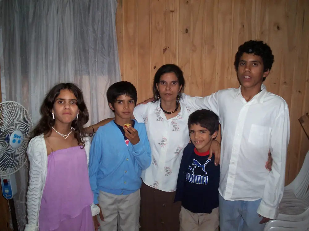 Isabella y sus hijos